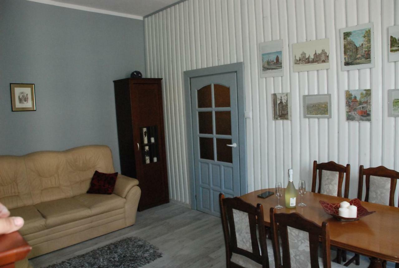 Apartament U Doris Apartman Słupsk Kültér fotó