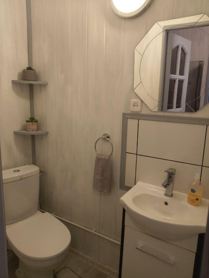 Apartament U Doris Apartman Słupsk Kültér fotó